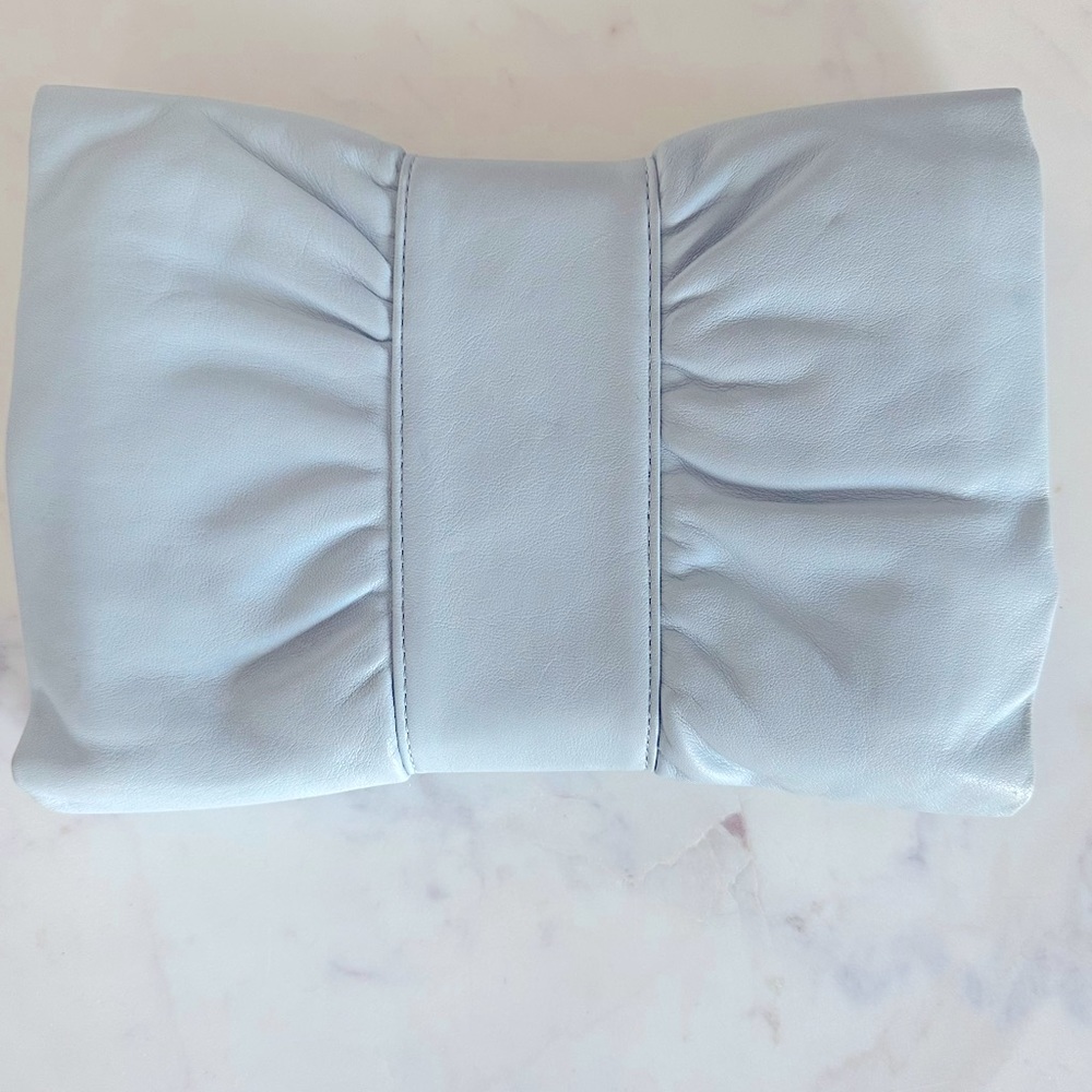 Gorgeous baby Blue leather clutch! Mint condition!!! - Picture 2 of 6